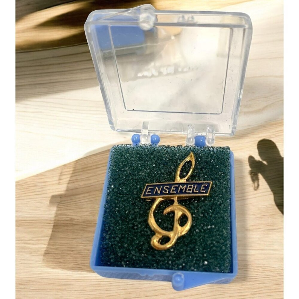 Lot of 20 Music Ensemble Award Lapel Pins No. 700 General Music Enamel Gold NIB